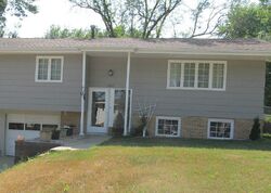Pre-foreclosure in  Pawnee Pl Sioux City, IA 51104