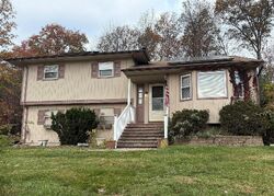 Pre-foreclosure in  Todd Dr Middletown, NY 10941