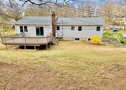 Pre-foreclosure in  Derby Pl Smithtown, NY 11787