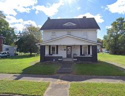 Pre-foreclosure in  Monroe Ave Huntington, WV 25704