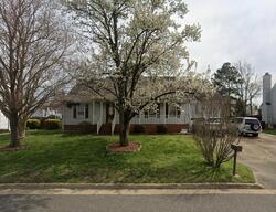 Pre-foreclosure in  Knells Ridge Dr Chesapeake, VA 23320