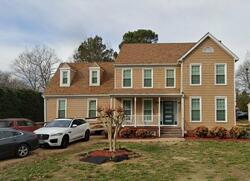 Pre-foreclosure in  Tree Ridge Rd Richmond, VA 23231