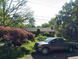 Pre-foreclosure in  Lake Dr Manassas, VA 20111
