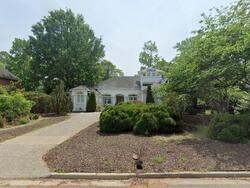 Pre-foreclosure in  Mccaan Quay Chesapeake, VA 23321
