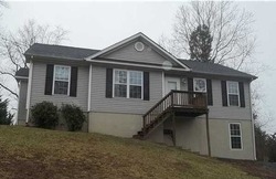  Lakeview Cir, Louisa VA