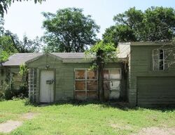Pre-foreclosure in  Kimsey Dr Dallas, TX 75235