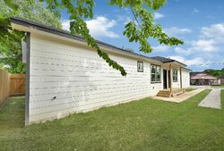 Pre-foreclosure in  Goode St Houston, TX 77012