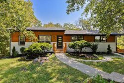 Pre-foreclosure in  Rodney Dr Nashville, TN 37205