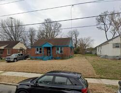 Pre-foreclosure in  Palmetto Ave Memphis, TN 38107