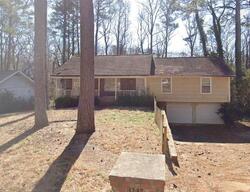 Pre-foreclosure in  Moravia Dr Lithonia, GA 30038