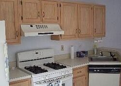 Pre-foreclosure in  Elmcrest Dr Fishkill, NY 12524