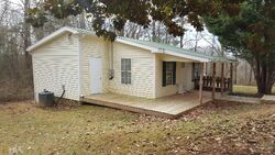 Pre-foreclosure in  Barnes Ct Jasper, GA 30143