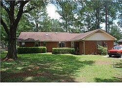 Pre-foreclosure in  Forest Ridge Dr Albany, GA 31721