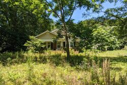  Peeksville Rd, Locust Grove GA