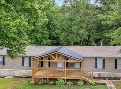 Pre-foreclosure in  Skyland Dr E Locust Grove, GA 30248