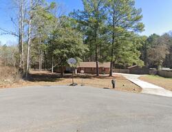 Pre-foreclosure in  Creek Dr Mansfield, LA 71052