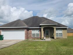 Pre-foreclosure in  Bonnet St New Iberia, LA 70563