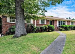 Pre-foreclosure in  Treasure Trl Gardendale, AL 35071