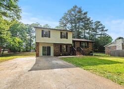 Pre-foreclosure in  Dexter Cir Madison, AL 35757