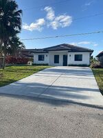 Pre-foreclosure in  Sw 7th St Miami, FL 33184