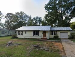 Pre-foreclosure in  Chamberlin St Mansfield, LA 71052