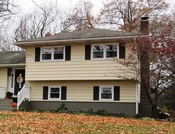 Pre-foreclosure in  Stony Ford Rd Middletown, NY 10941