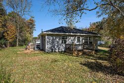 Pre-foreclosure in  Stadium Dr Kalamazoo, MI 49009