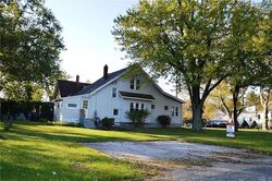 Pre-foreclosure in  Marshall Dr Erie, PA 16505