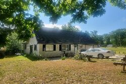 Pre-foreclosure in  Oakridge Dr Harrison, MI 48625