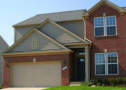 Pre-foreclosure in  Gearhart Dr Macomb, MI 48042