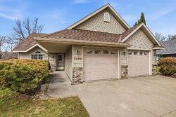 Pre-foreclosure in  Cypress Dr W Annandale, MN 55302