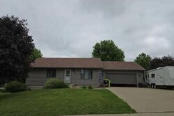 Pre-foreclosure in  3rd Way Se Dover, MN 55929