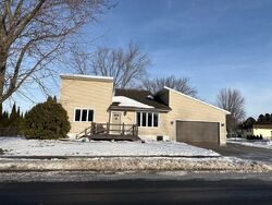 Pre-foreclosure in  6th St Ne Stewartville, MN 55976