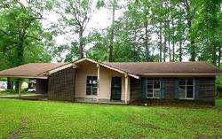 Pre-foreclosure in  BRISBANE LN Jackson, MS 39204