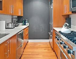 Pre-foreclosure in  Greenwich St  New York, NY 10006