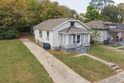 Pre-foreclosure in  Walton Ave Dayton, OH 45402