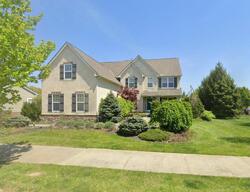 Pre-foreclosure in  Vandeleur Pl Dublin, OH 43016