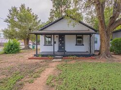 Pre-foreclosure in  Euclid Ave Pueblo, CO 81004
