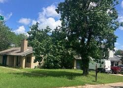Pre-foreclosure in  Lakeview Cv Round Rock, TX 78681