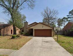 Pre-foreclosure in  Foxwood Forest Blvd Humble, TX 77338