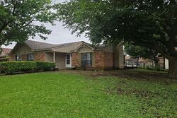  Meadow Run Dr, Duncanville TX