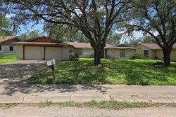  Madison St, Alice TX