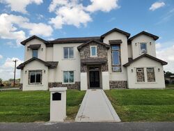 Pre-foreclosure in  Lakeview Dr Edinburg, TX 78541