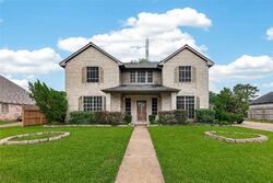 Pre-foreclosure in  Champion Dr Pearland, TX 77581