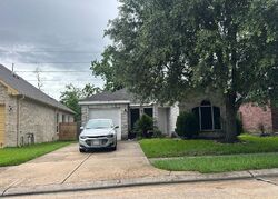 Pre-foreclosure in  RIO LINDO ST Rosharon, TX 77583