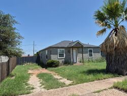 Pre-foreclosure in  Delano Ave Midland, TX 79701
