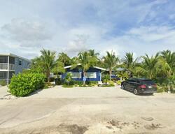 Pre-foreclosure Listing in Calle Menorca SARASOTA, FL 34242