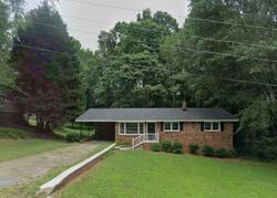 Pre-foreclosure in  Charlesworth Ave Union, SC 29379