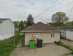 Pre-foreclosure in  Front St Lakemore, OH 44250