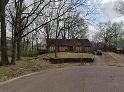 Pre-foreclosure in  Latimer Cv Germantown, TN 38139